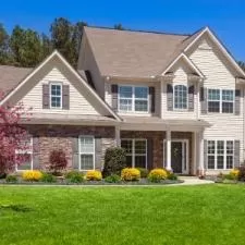 Central New York Homeowners: Discover the Prime Time for a Gleaming Exterior with Expert House Washing Tips!